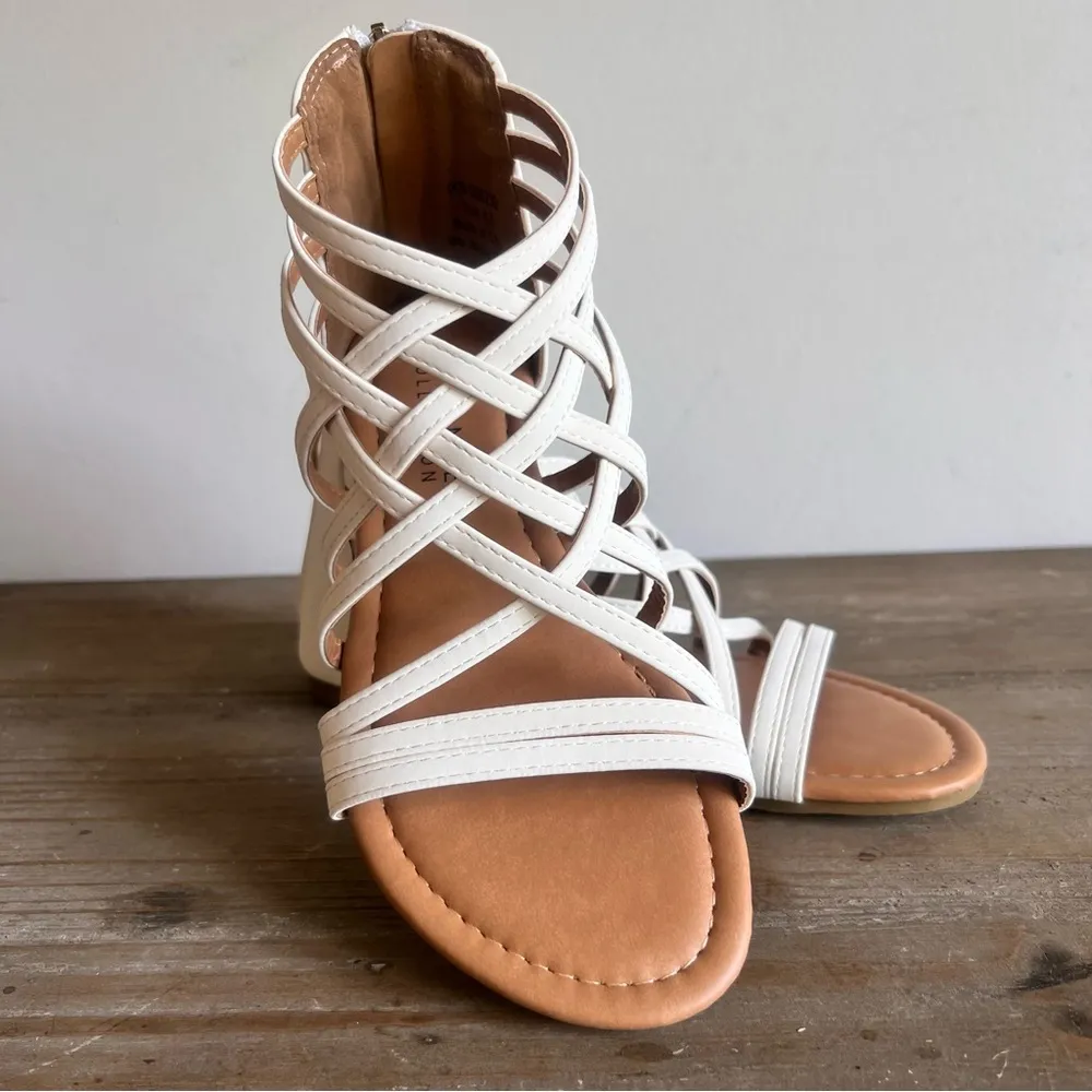 JOURNEE Collection Hanni White Women's Gladiator Shoe Size 6.5 #B1407A - Image 5