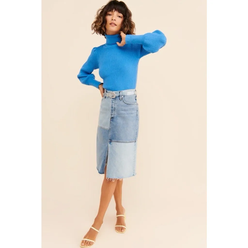 Moon River Women’s Blue Ribbed Fitted Turtleneck Sweater Size Small Prep Minimal - Image 2