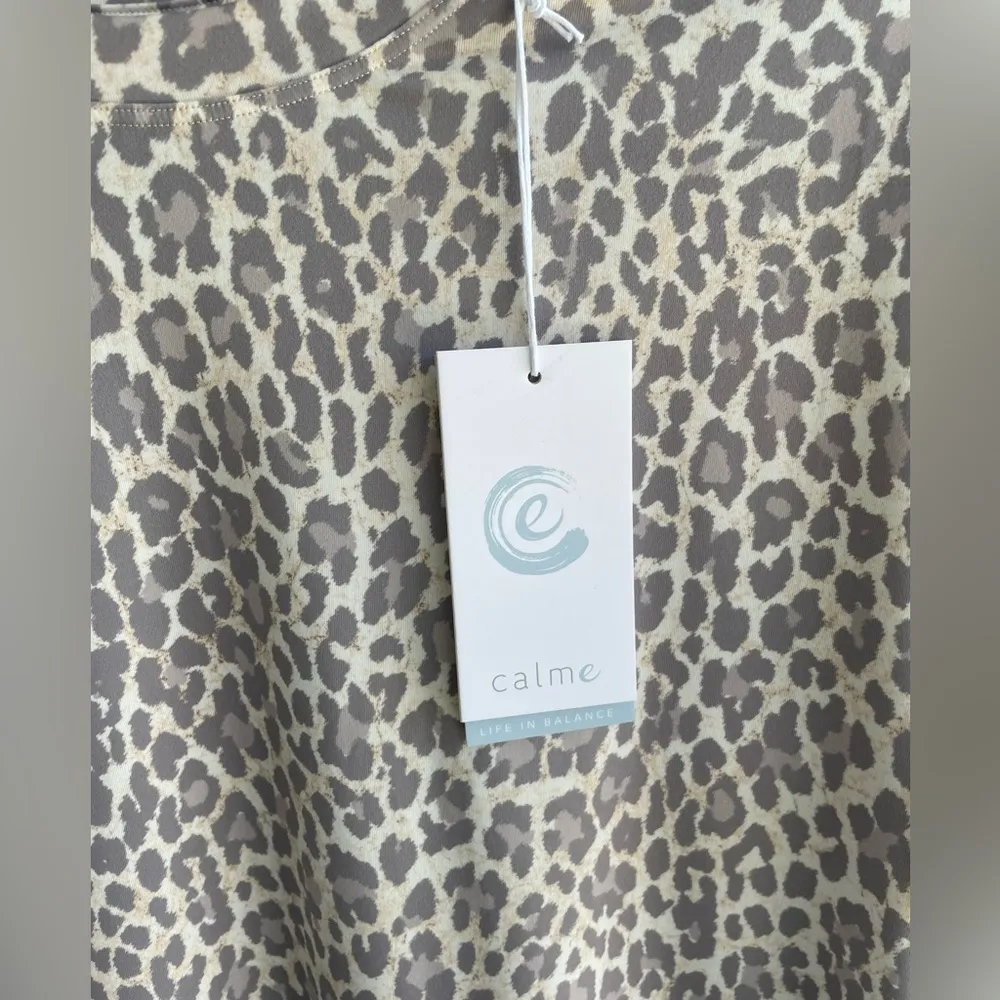 Johnny Was Calme Women’s Effect Drop Shoulder Tee in Leopard Print - NWT - Image 6
