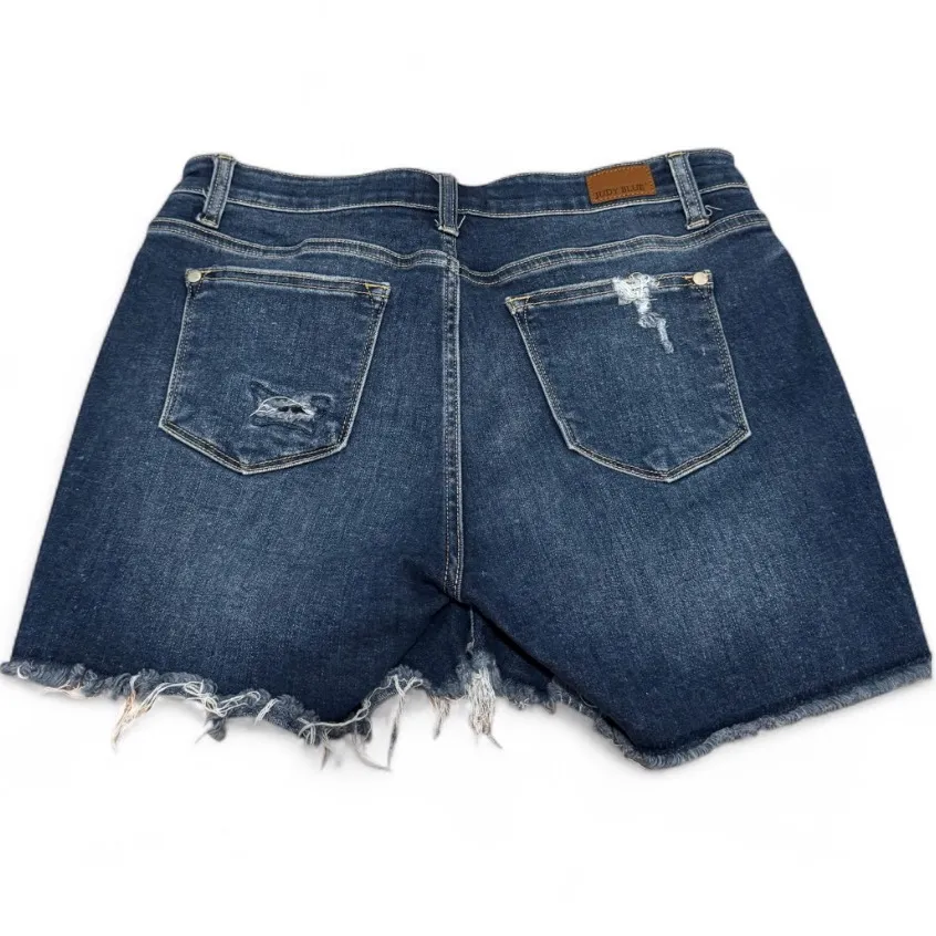 Judy Blue Stretchy Denim shorts large - Image 3