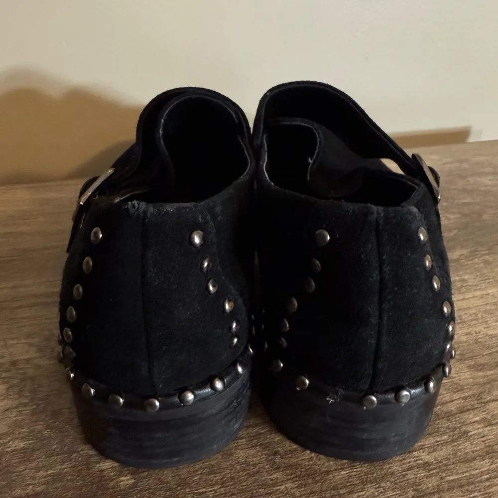 Adrianna Papell Black Suede Studded Shoes Women’s Size 8.5 Studs & Buckle Detail - Image 6