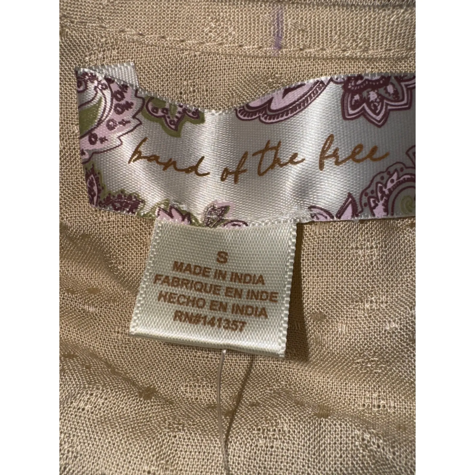 BOG Band of the Free Brie Light Camel Long Sleeve Top Lace Insets V Neck Small Brown - Image 4