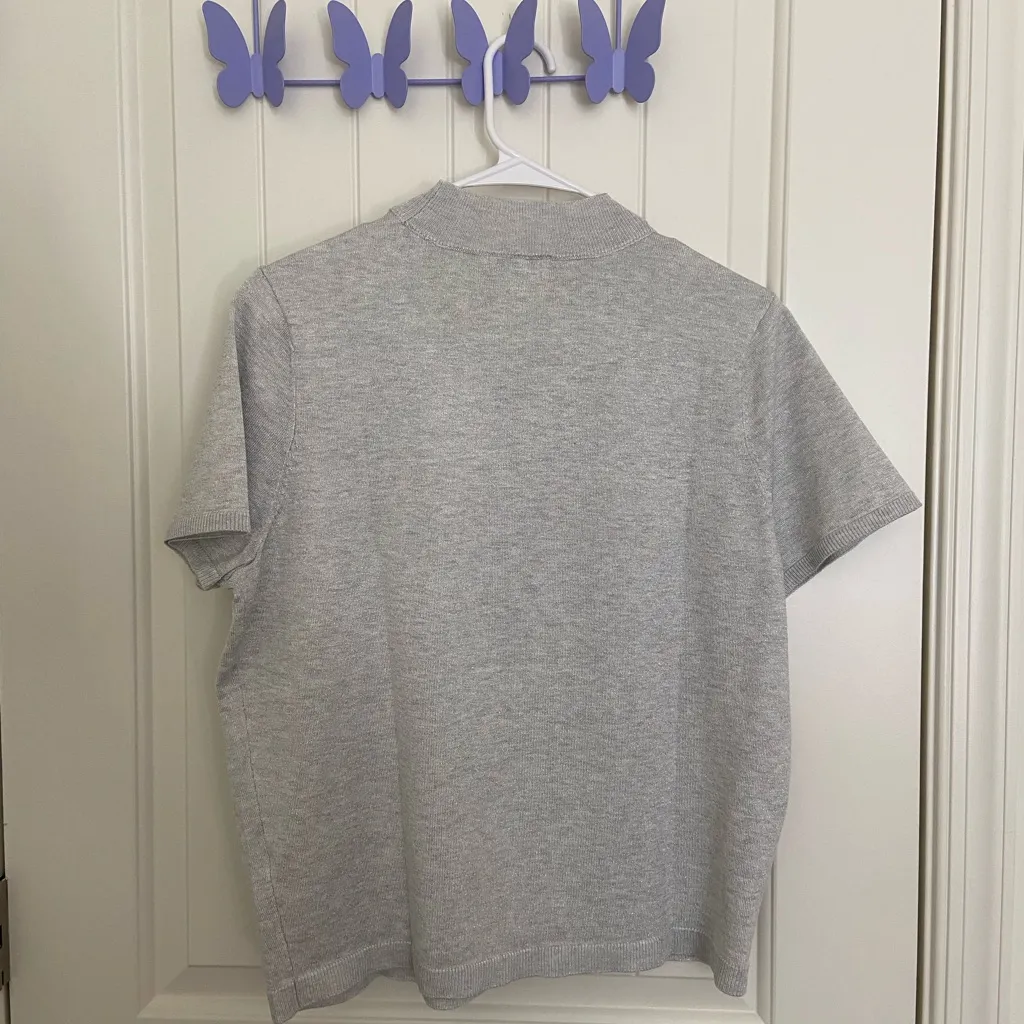 NWOT Calvin Klein Jeans women’s silver metallic high neck short sleeve knit top - Image 6