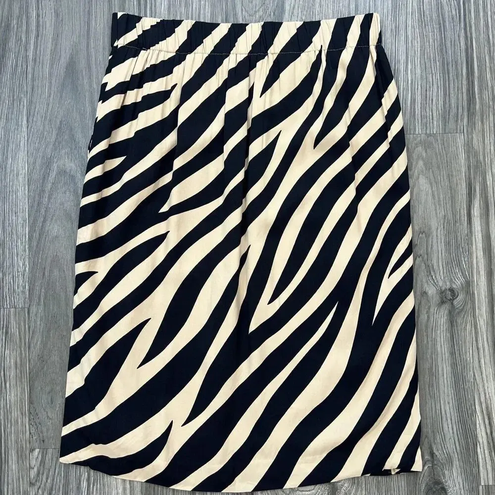 Ann Taylor Zebra Print A Line Pocket Skirt Size Small Black & Cream Lined - Image 4