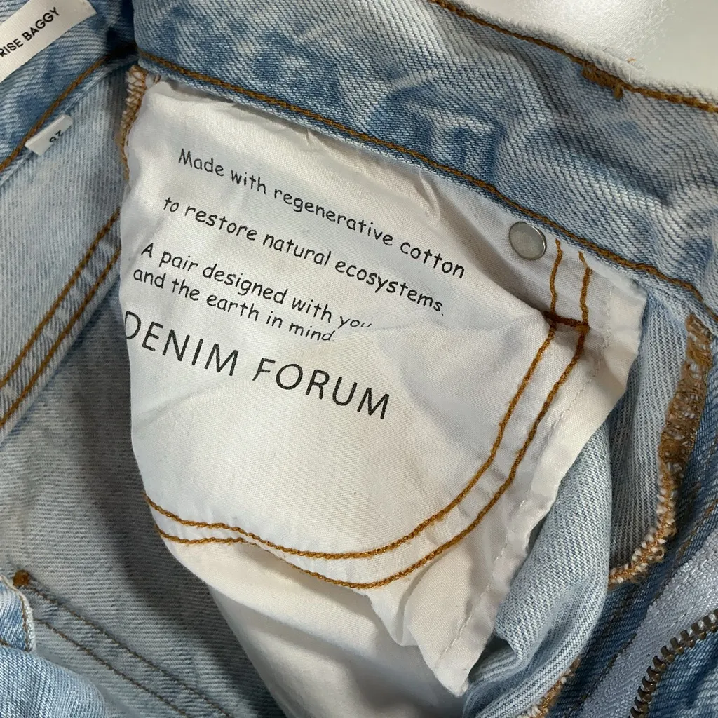 Denim Forum Light Blue Straight Leg Jeans Size 25 - Image 4