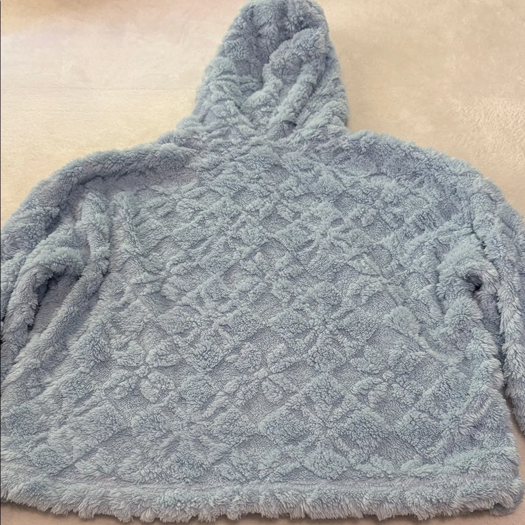 Joyspun Women’s Embossed Plush Pajama Set – 2 Piece, Size Small Blue - Image 6