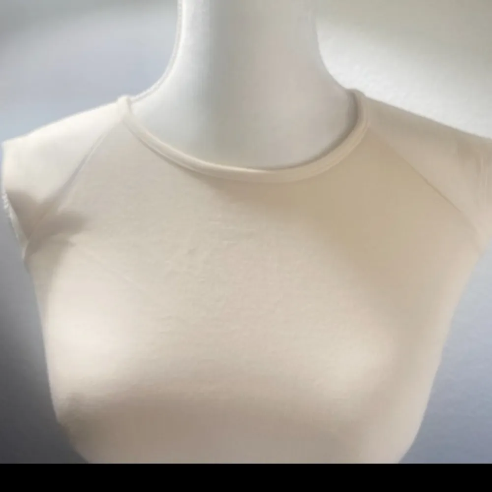 French Connection Cream Viven Cap
Sleeve Lace Back Stretch Bodycon Mini Sz 2 - Image 6