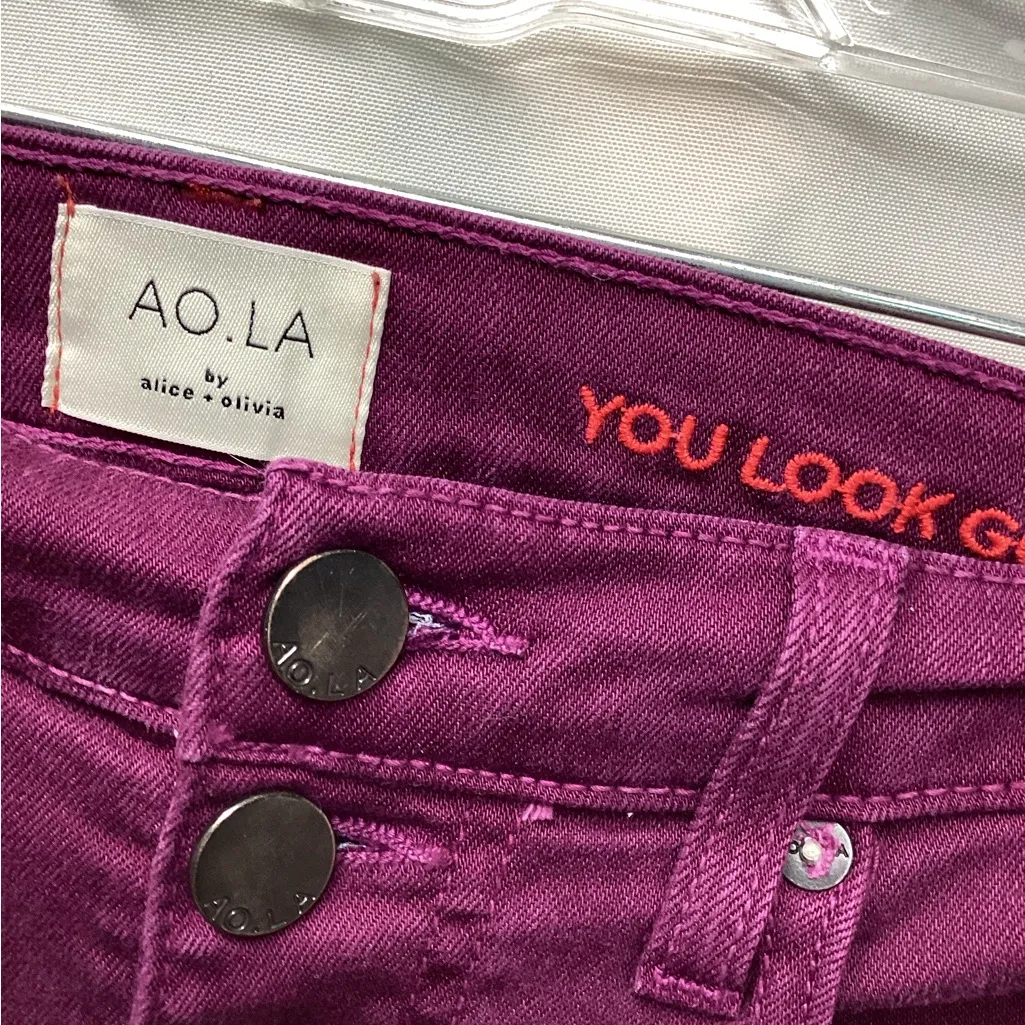 Alice + Olivia high rise button fly jeans. Size 29 - Image 10