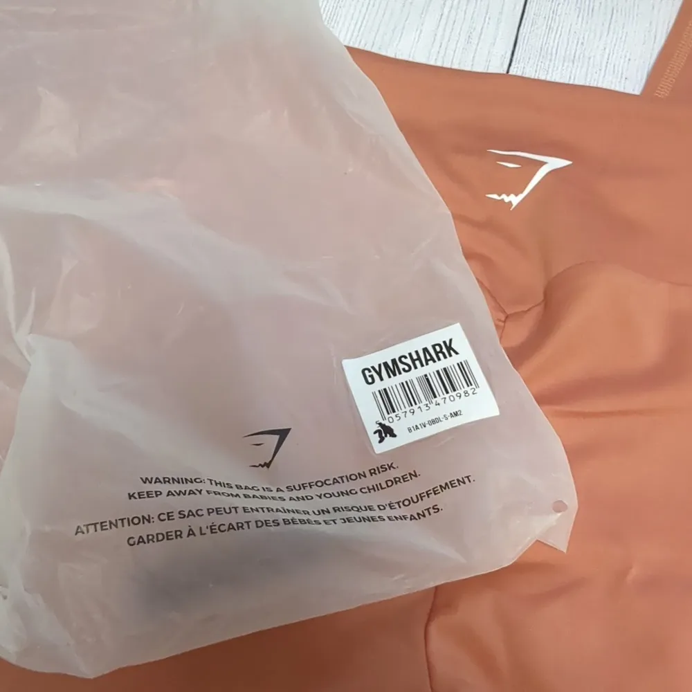 Gymshark orange leggings size small - Image 4