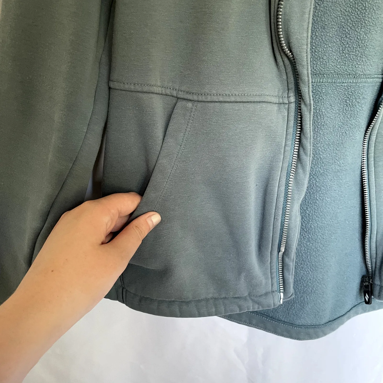 Sketchers full zip fleece lined sweater green pockets women's size small casual - Image 3