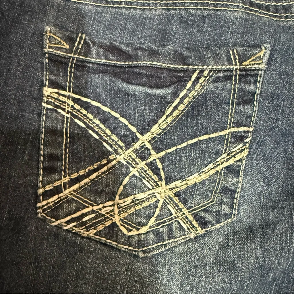 Wallflower Dark Blue Jean Shorts Size undefined - Image 3
