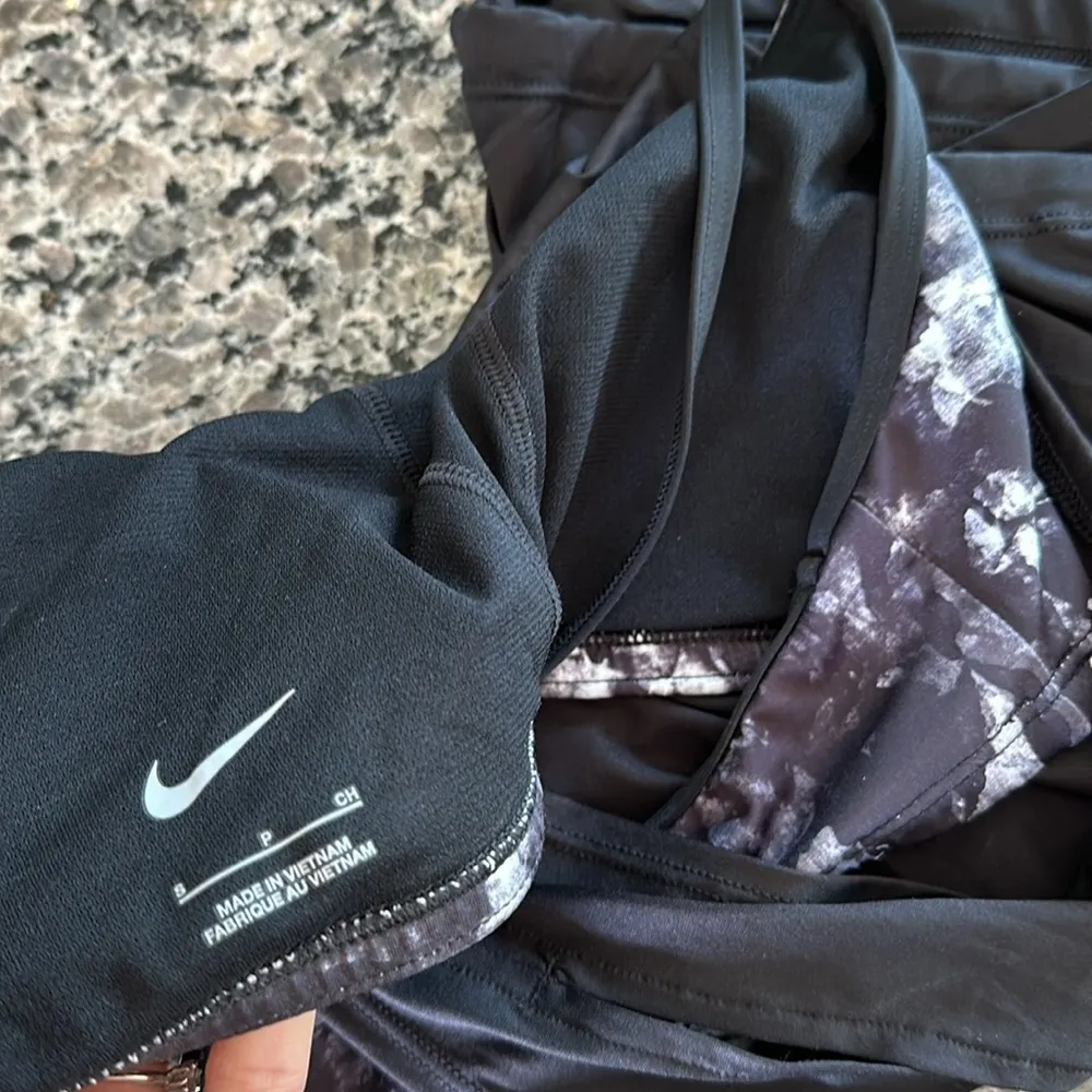 NWT Nike Black Layered Swim Tankini Small - Image 8