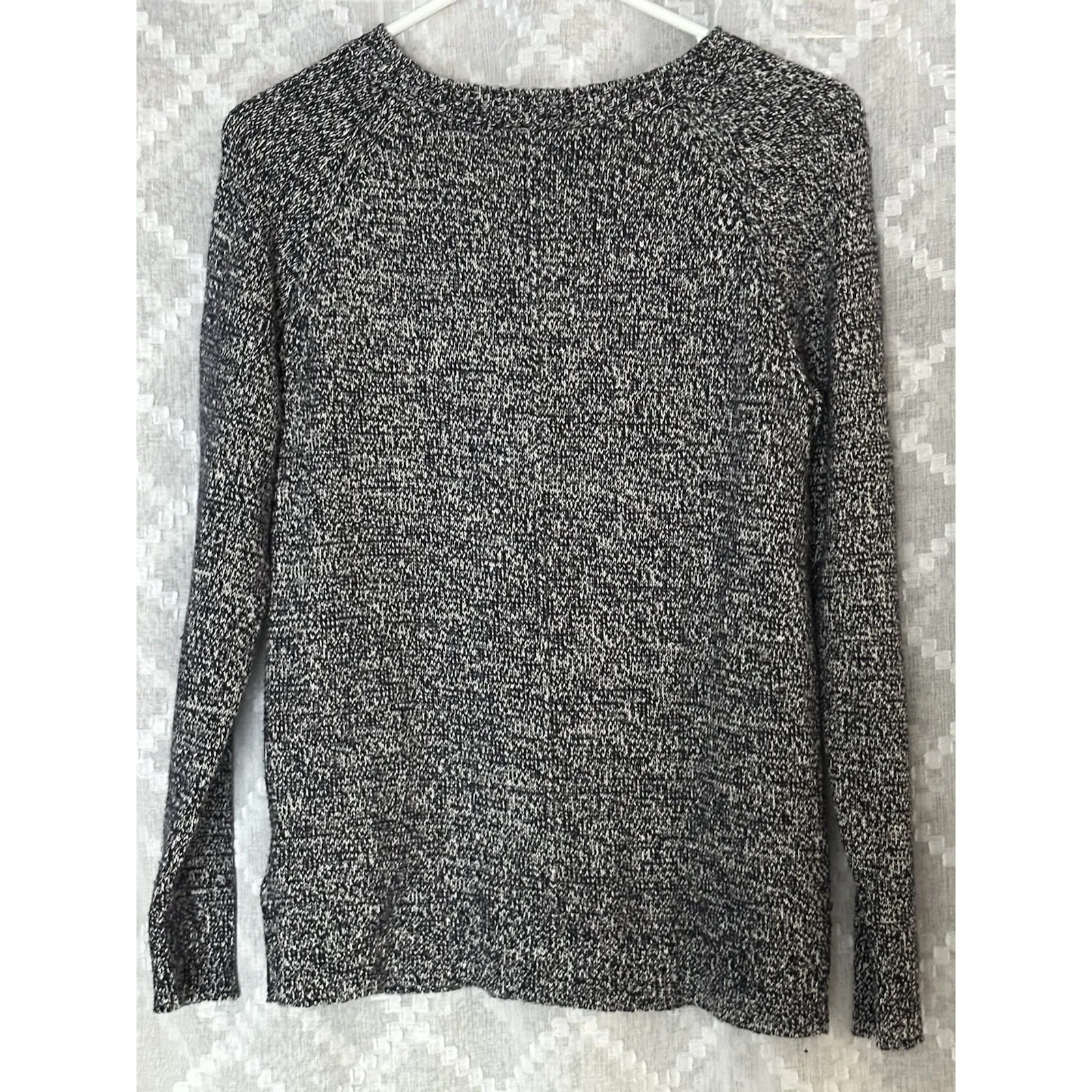 GAP Wool Blend Crewneck Sweater Warm Winter Small Gray Pullover Knit Pockets - Image 4