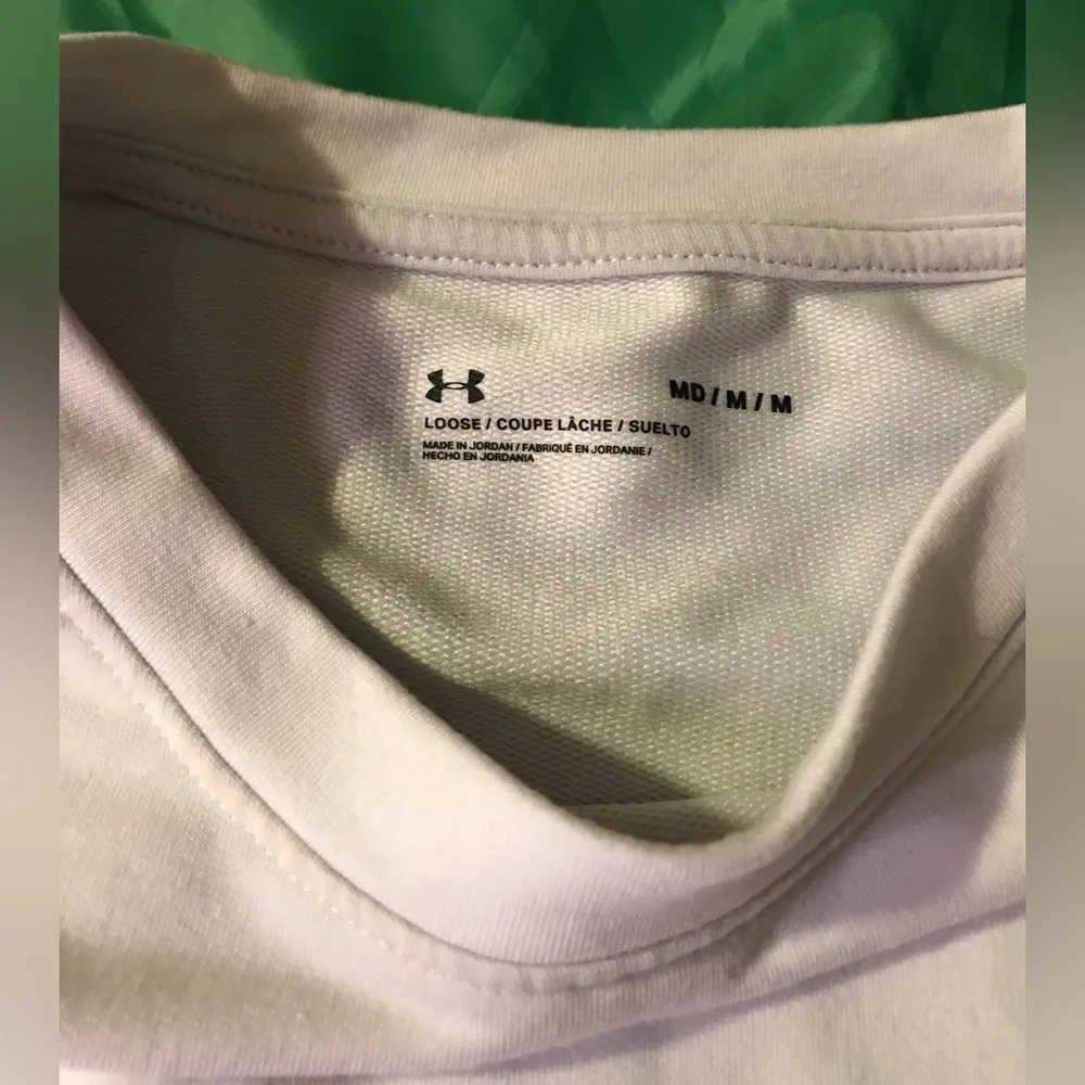 Under Armour  Women’s Pullover Sweater Lilac Size M - Image 4