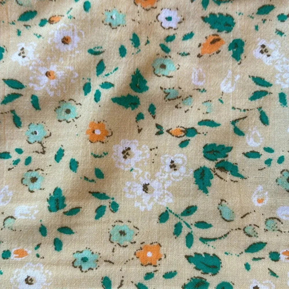 Aerie Floral Tank Yellow Cropped Woven Top Size Large - Image 2