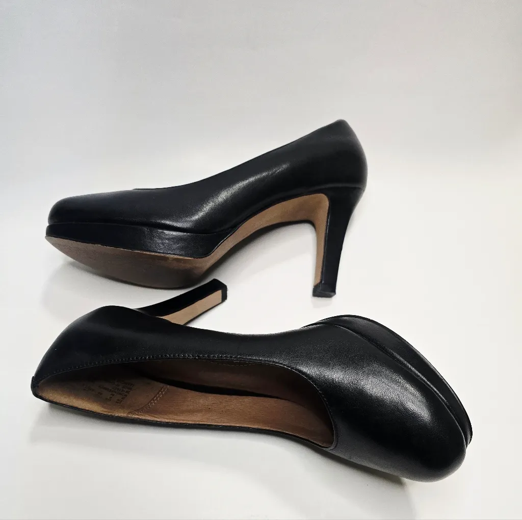 Clarks Artisan  Women's Pumps Heels Leather - Image 6