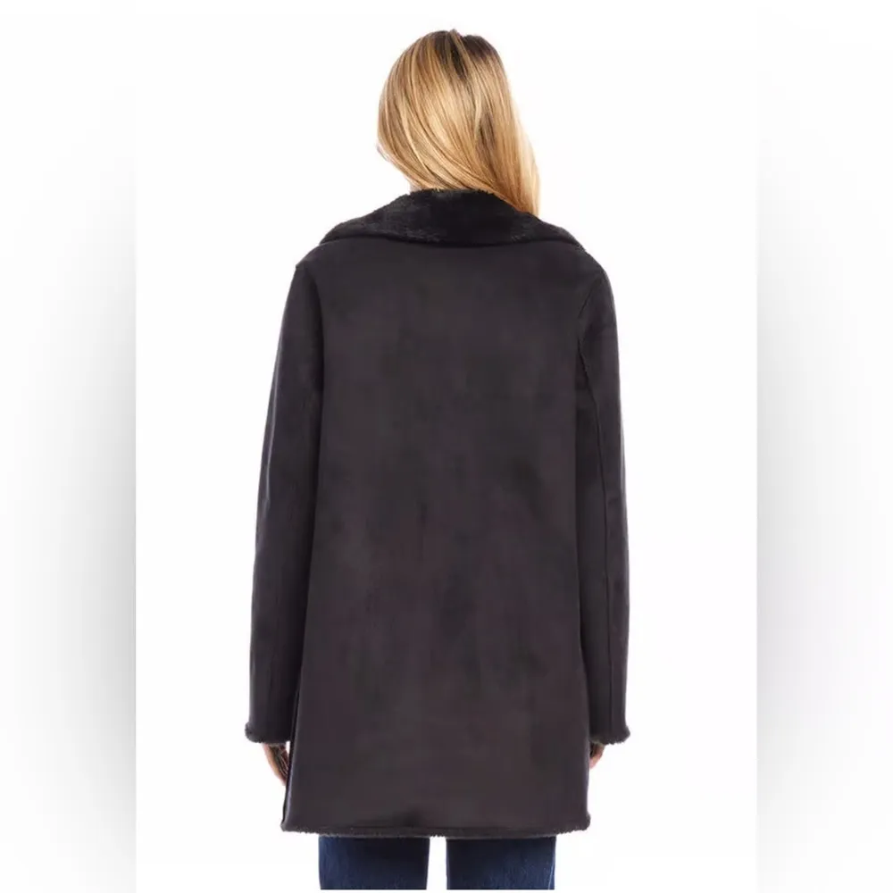 Karen Kane black faux fur and vegan suede black jacket, Pockets. Size Medium. - Image 2