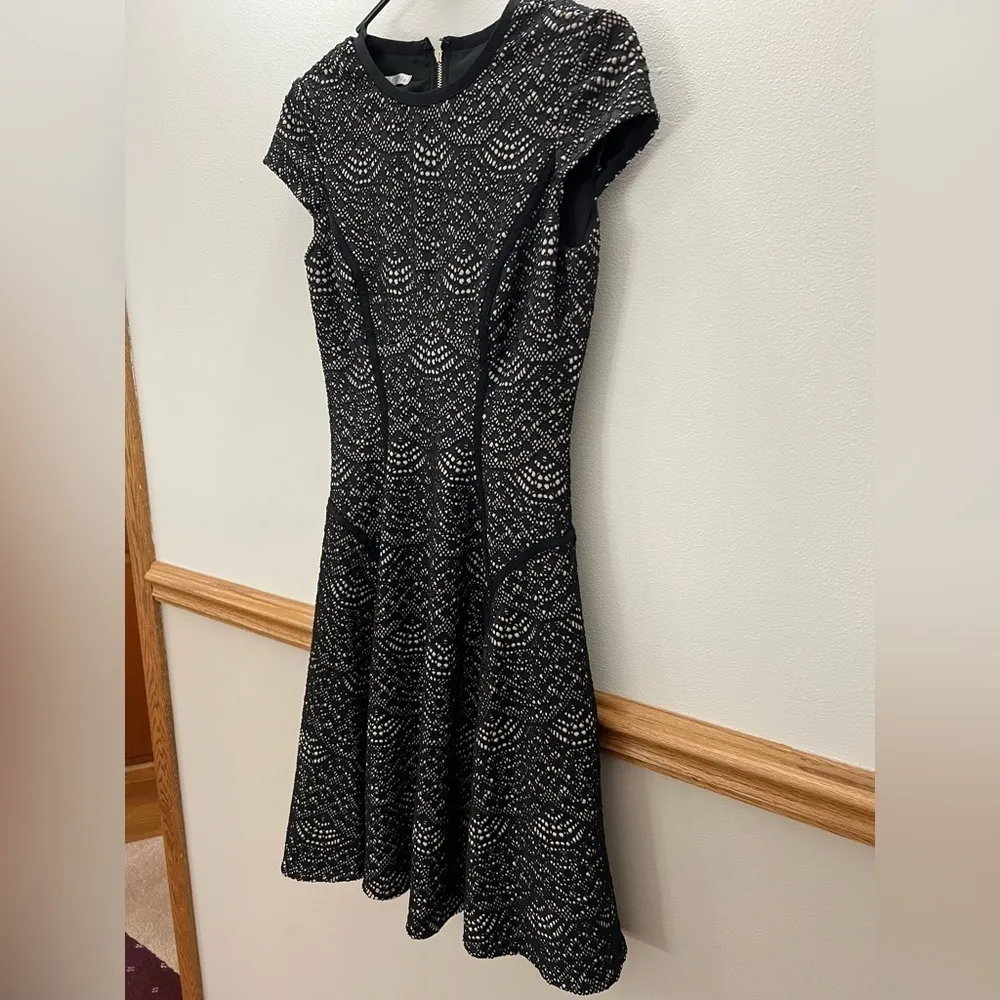Maggy London Lace Fit & Flare Midi Dress Black & Beige Size 2 - Image 2