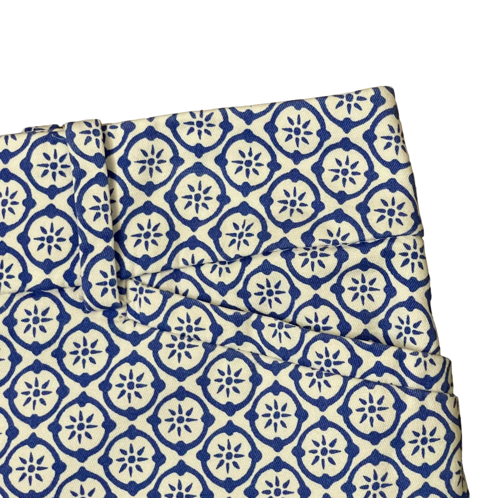 Talbots The Weekend Shorts Size 4‎ Blue White Pattern Cotton Stretch 32X10 - Image 6