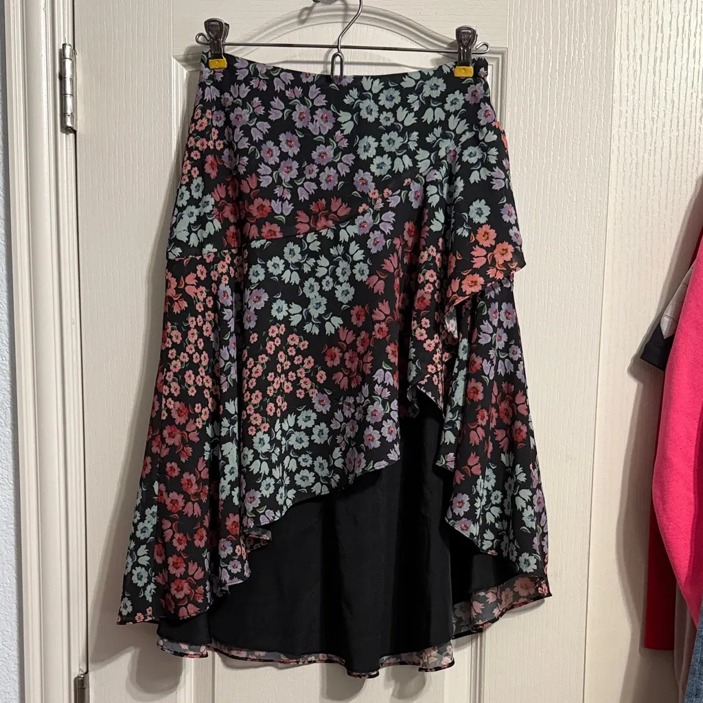 Lovers and Friends Stella Skirt in Hermosa Floral Print - Image 2