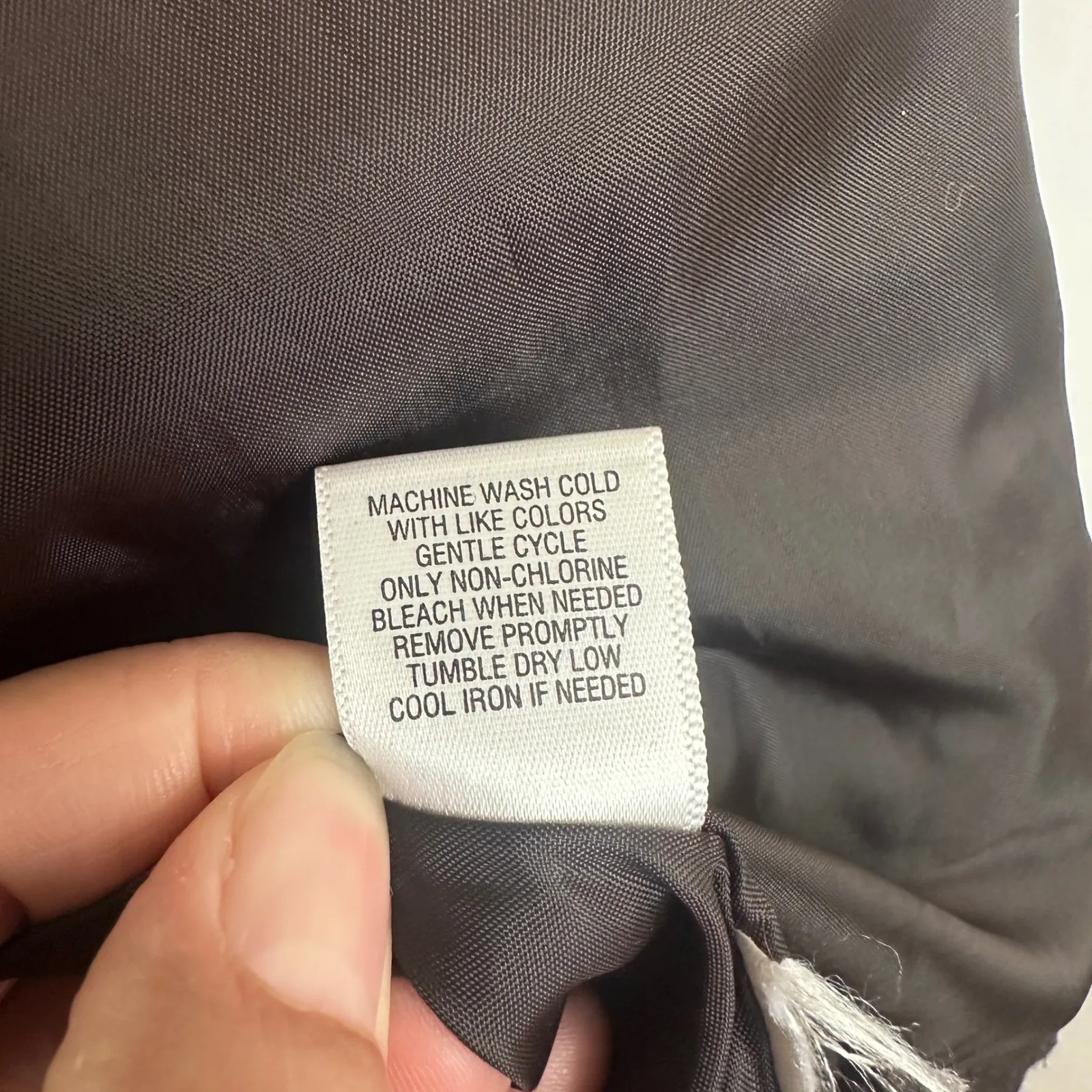 Breckenridge Quilted Vest Pockets Button Front Sleeveless Brown Women Medium - Image 8