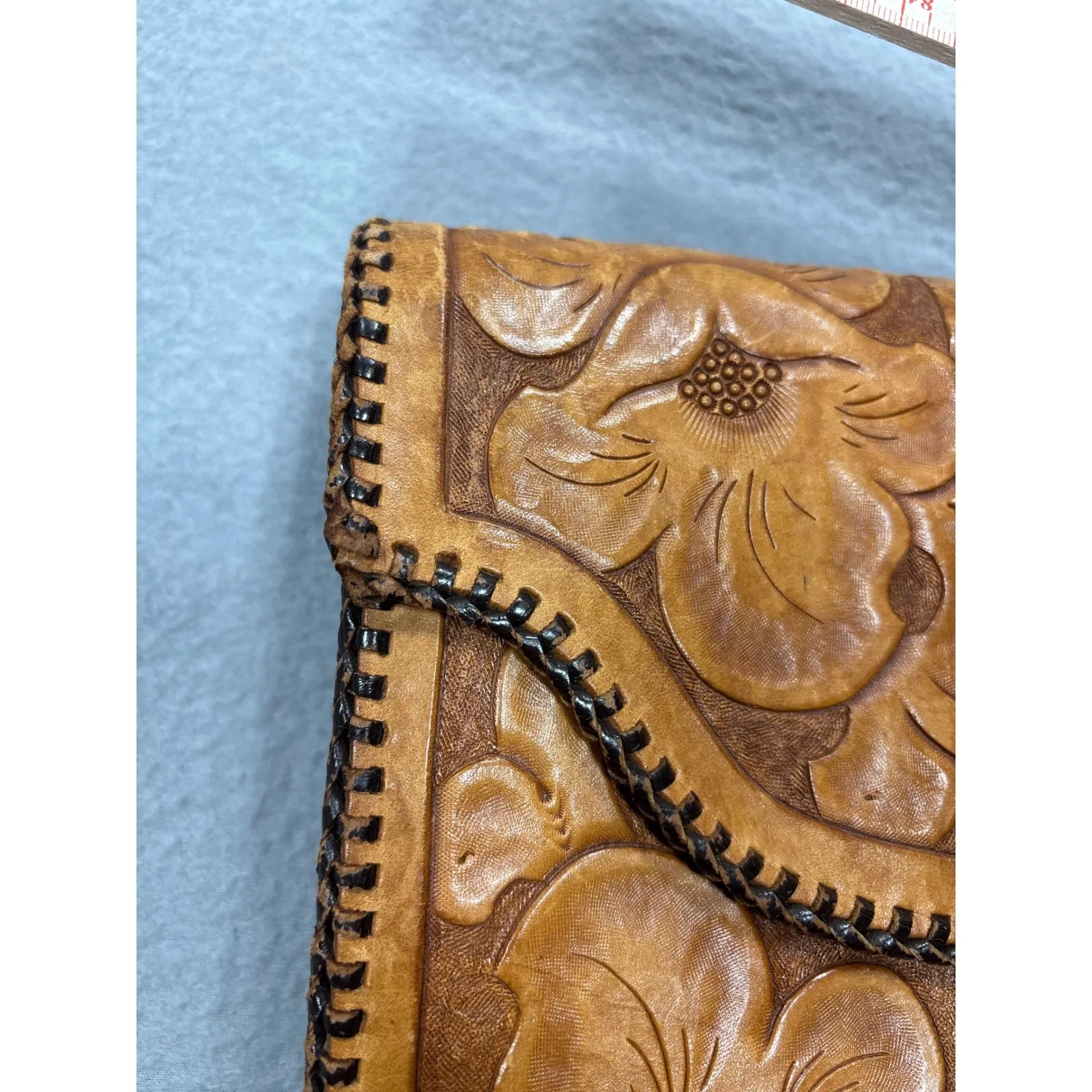 Vintage Tooled Leather Clutch Purse Floral Design Southwestern Boho Embossed Brown - Image 16