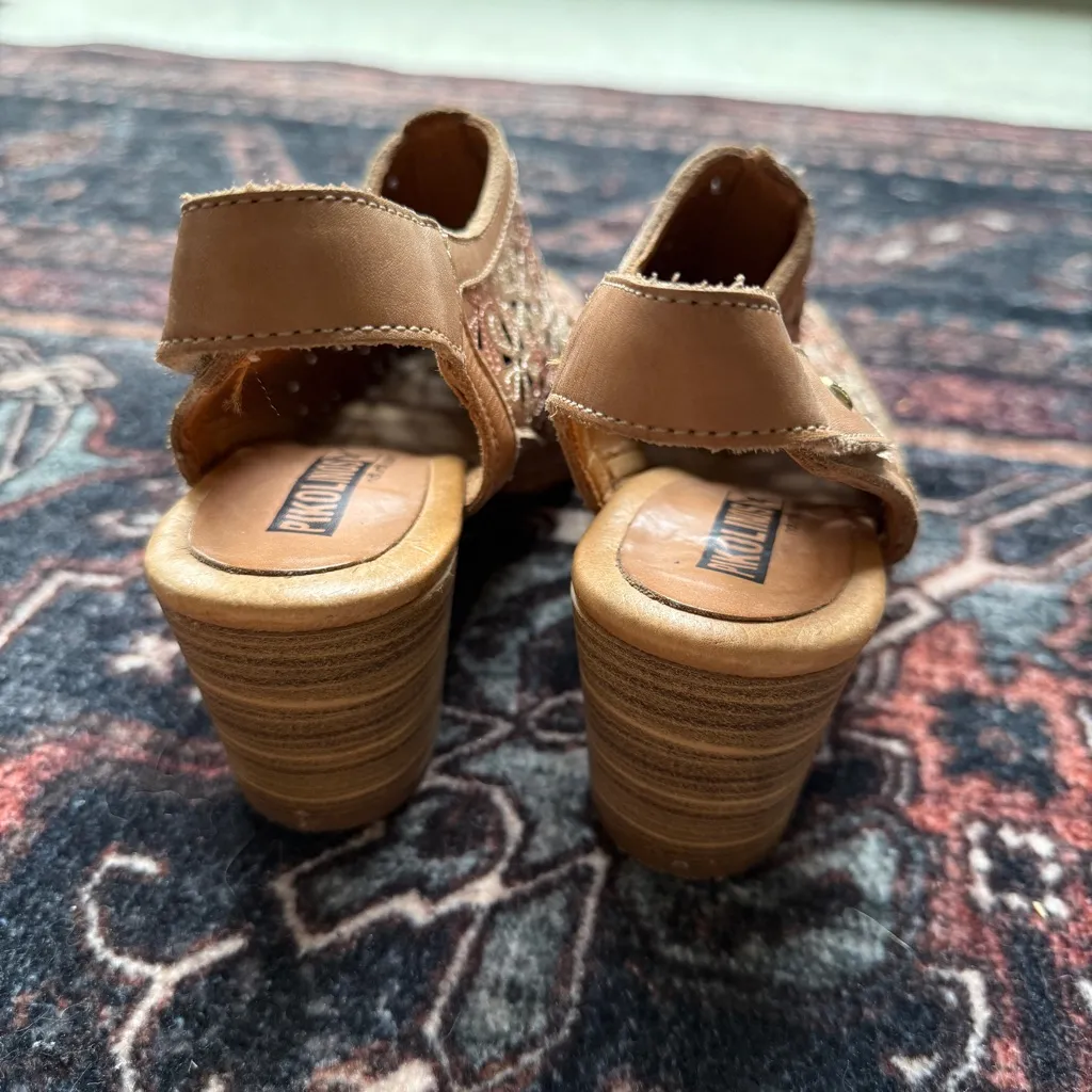 Pikolinos Romana brown leather floral laser - Image 5