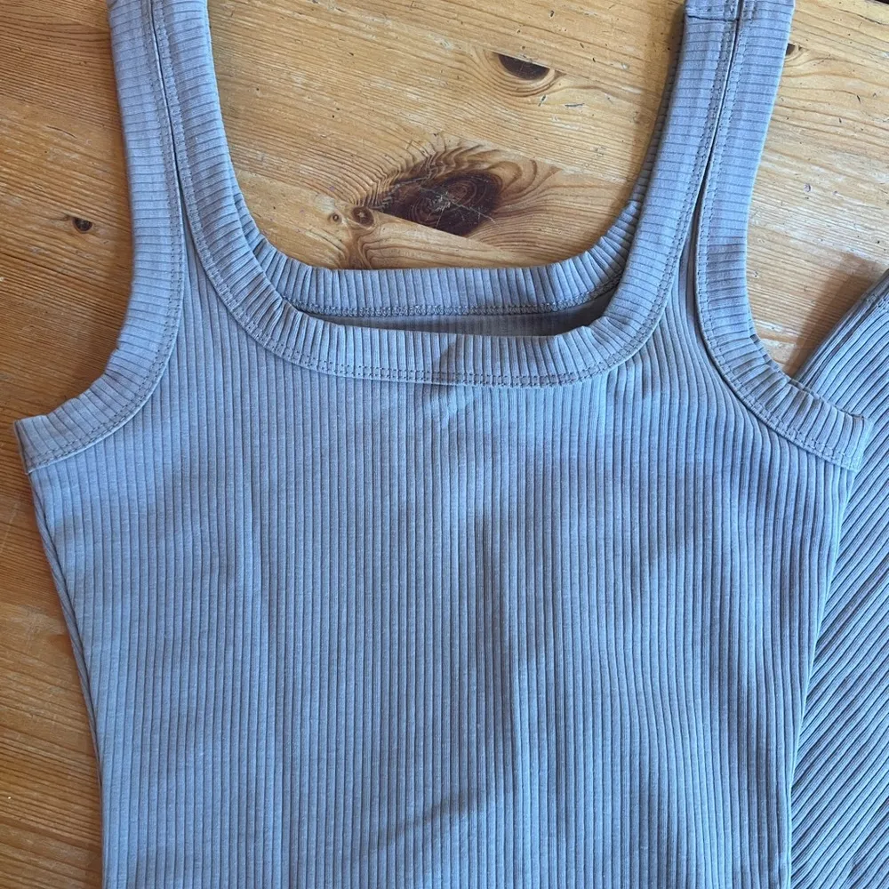 Women’s Madewell Midi Bodycon Dress - Image 3