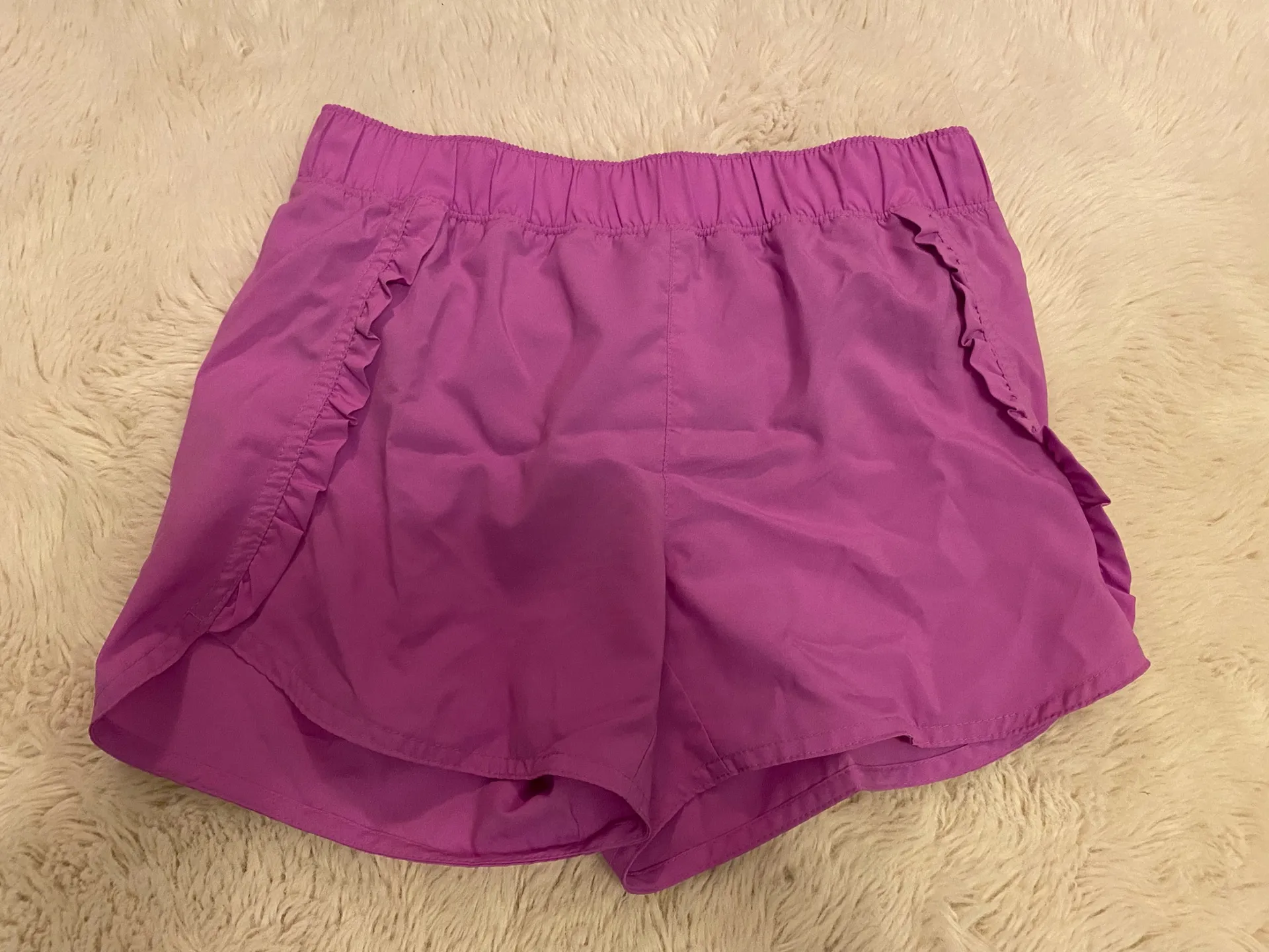 Old Navy  Shorts - Image 2