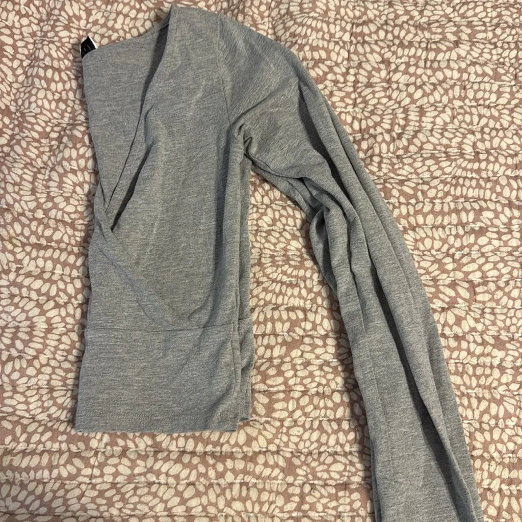 Topshop Heather Gray Wrap Blouse size 0-2 - Image 2