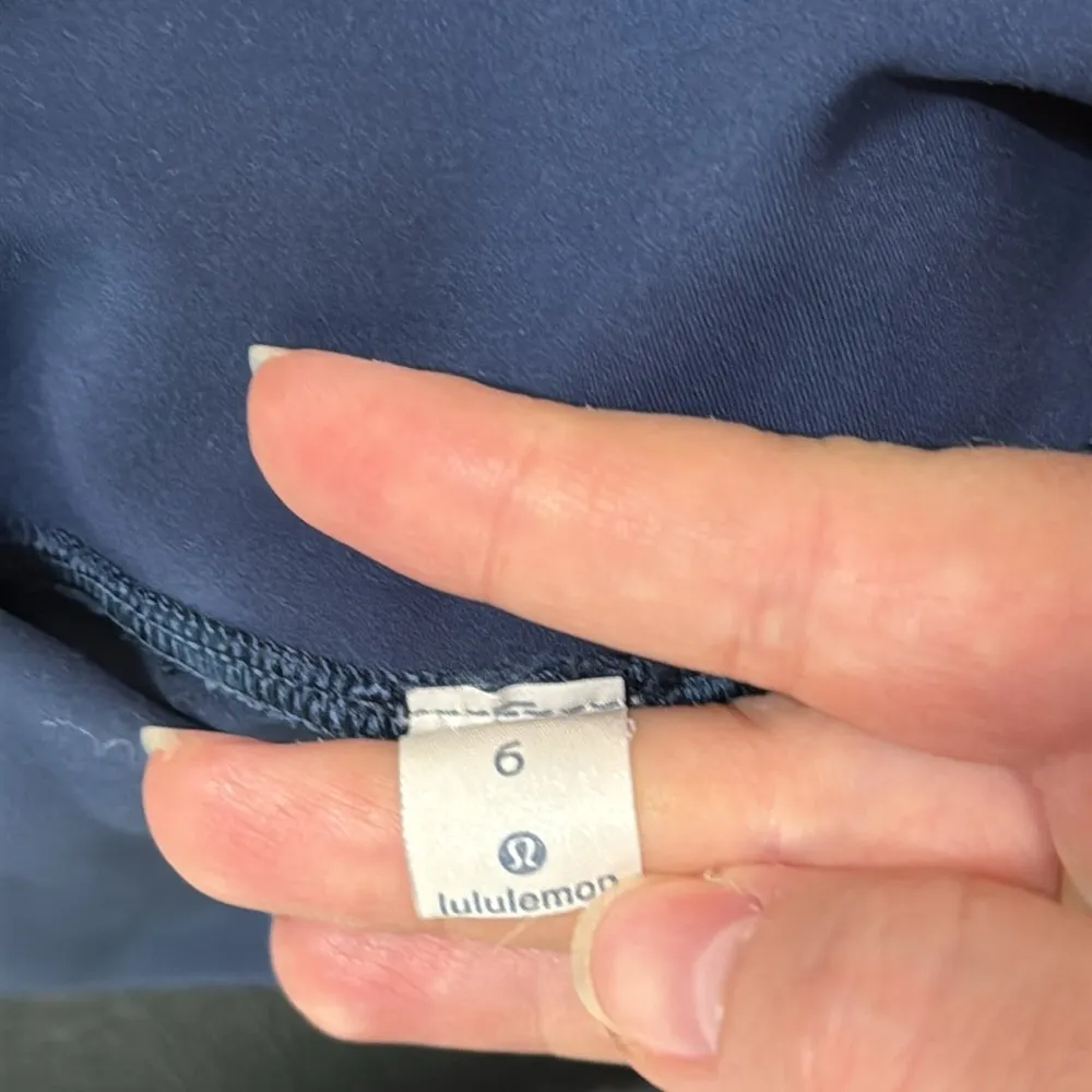 Lululemon Athletica In Movement Crop Everlux 19” leggings in Mach Blue Size 6 - Image 12