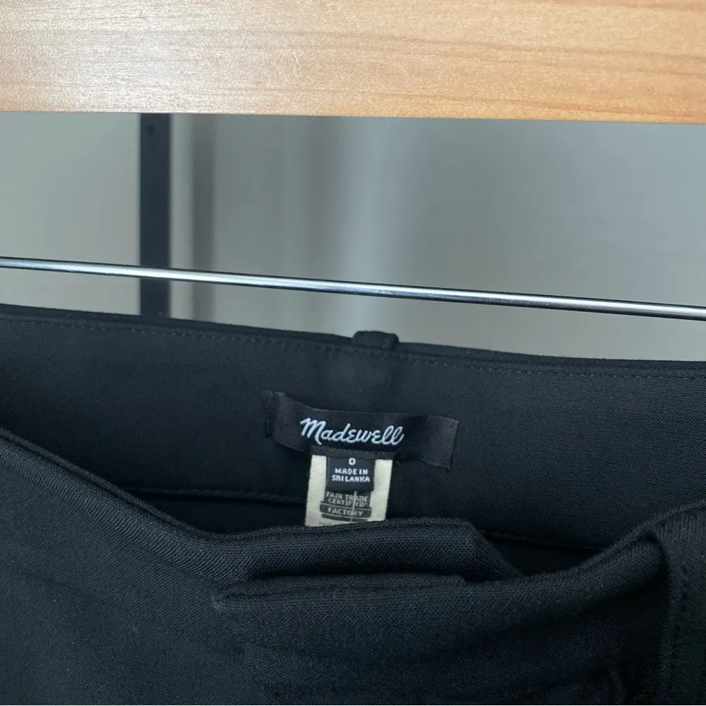 NWT Madewell Mid Rise Slim Ankle Pant - Image 6