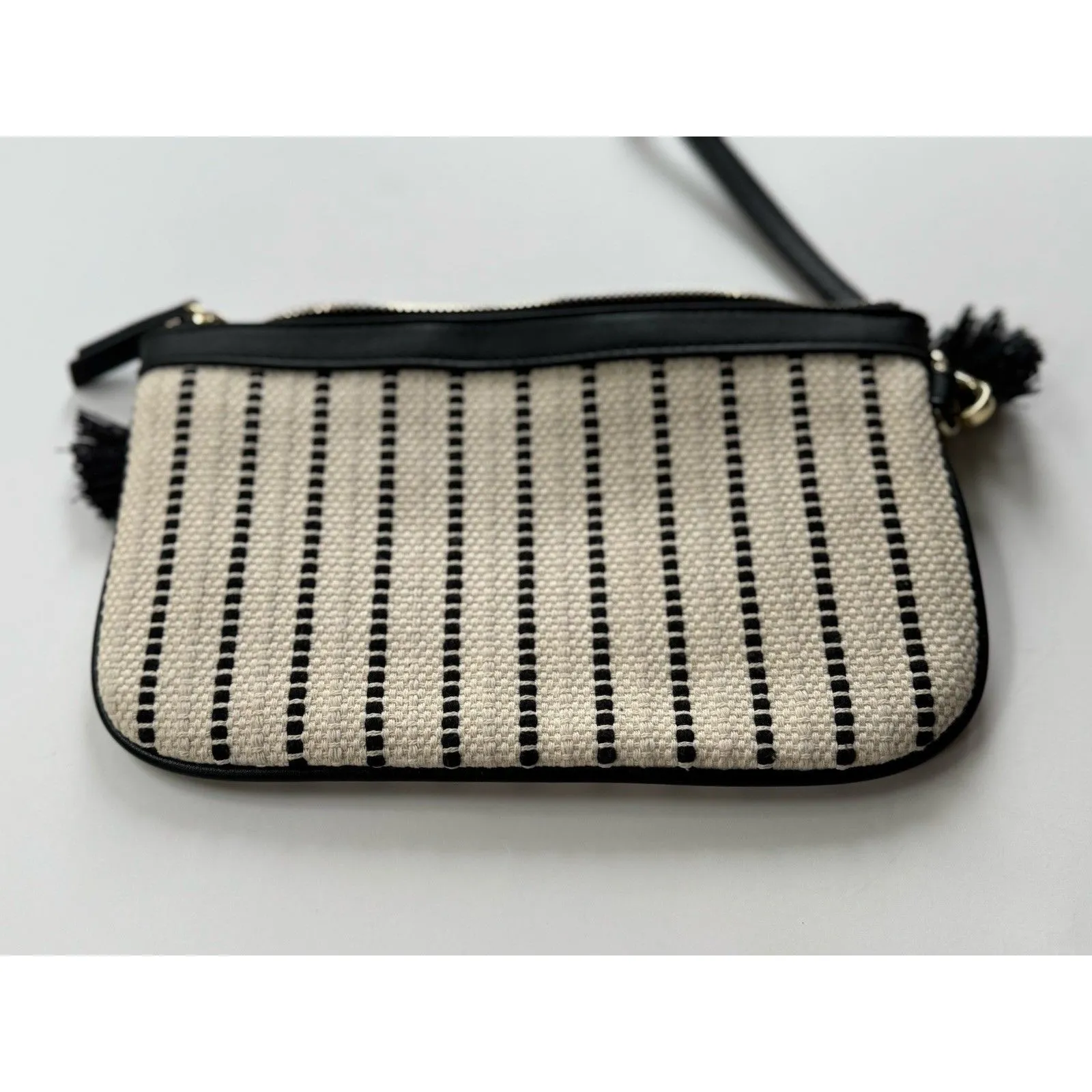 Nine West The Astoria Tasseled Wristlet Cream Black Preppy Resort Sorority - Image 3