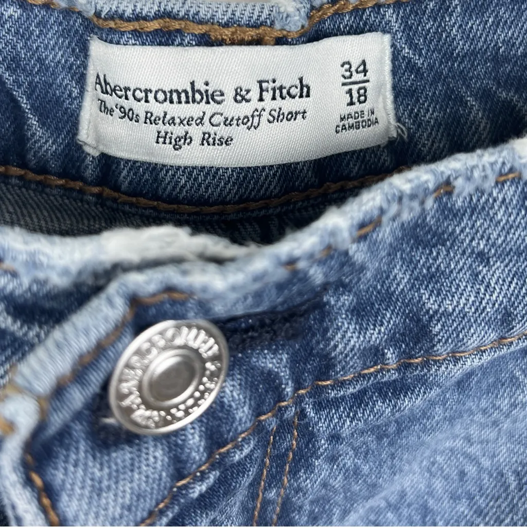 Abercrombie & Fitch High Rise 90s Relaxed Cutoff Denim Shorts 34/18 - Image 2