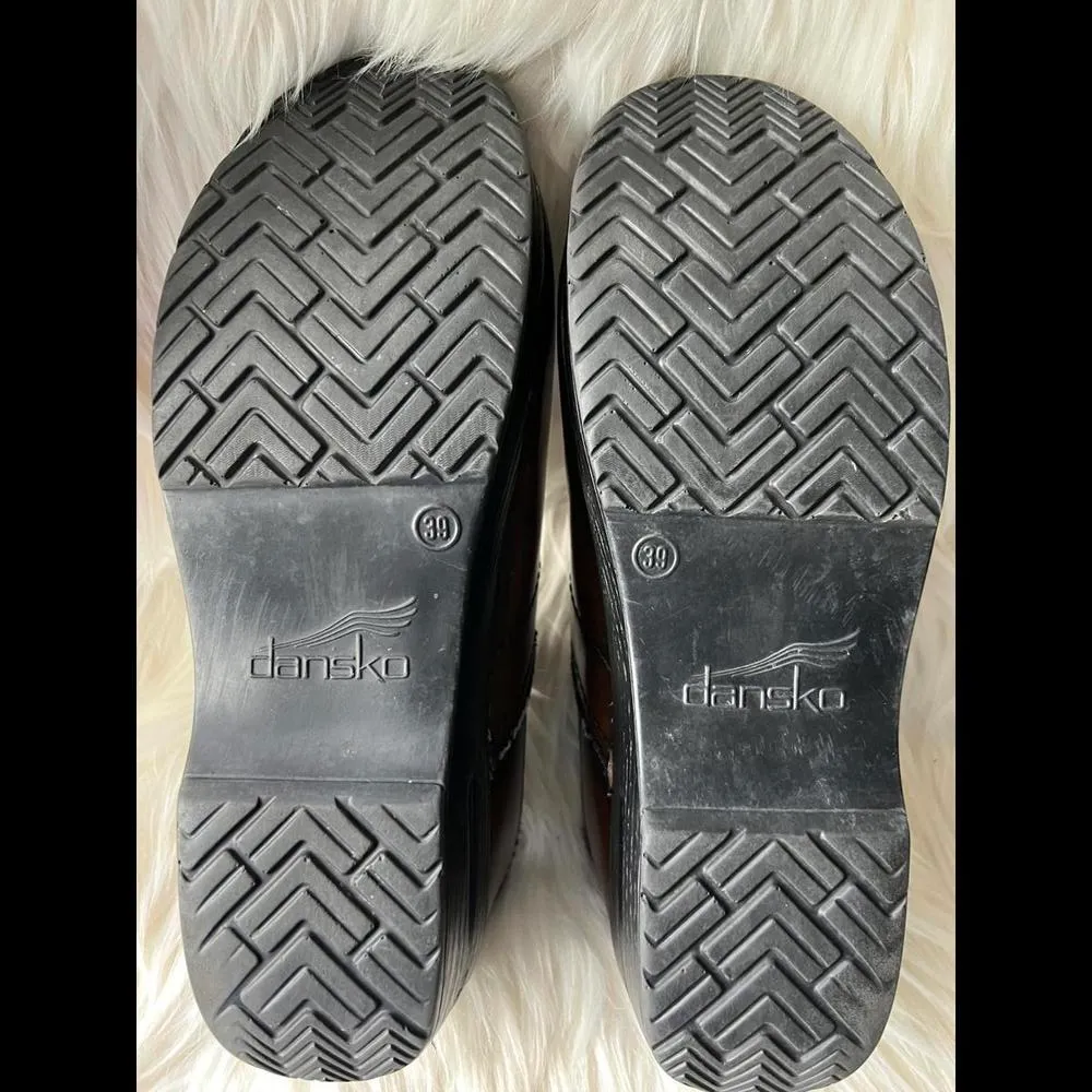 Dansko Light  Brown Leather Clogs size 39 - Image 6