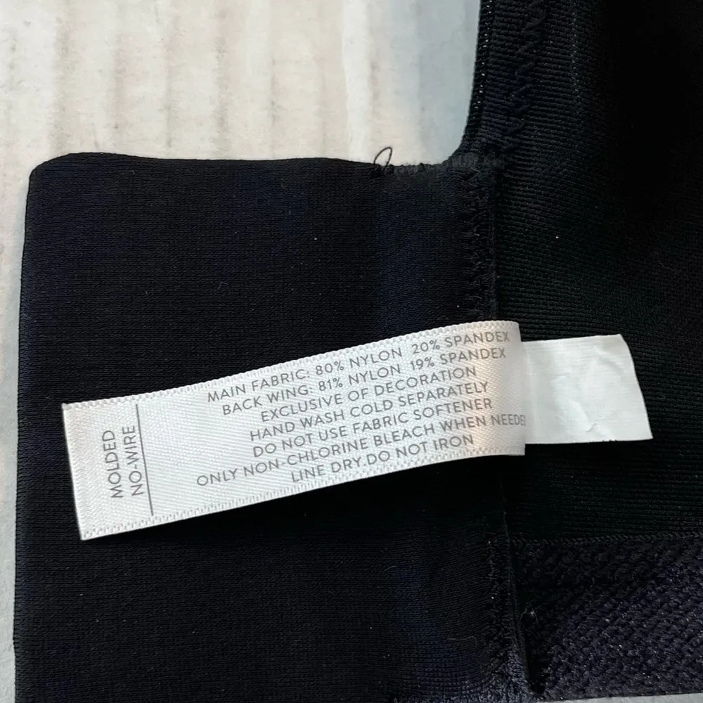 LIVI Active Sports Bra Black & Grey Molded No Wire Bra Sz 44G GUC Workout Wear - Image 13