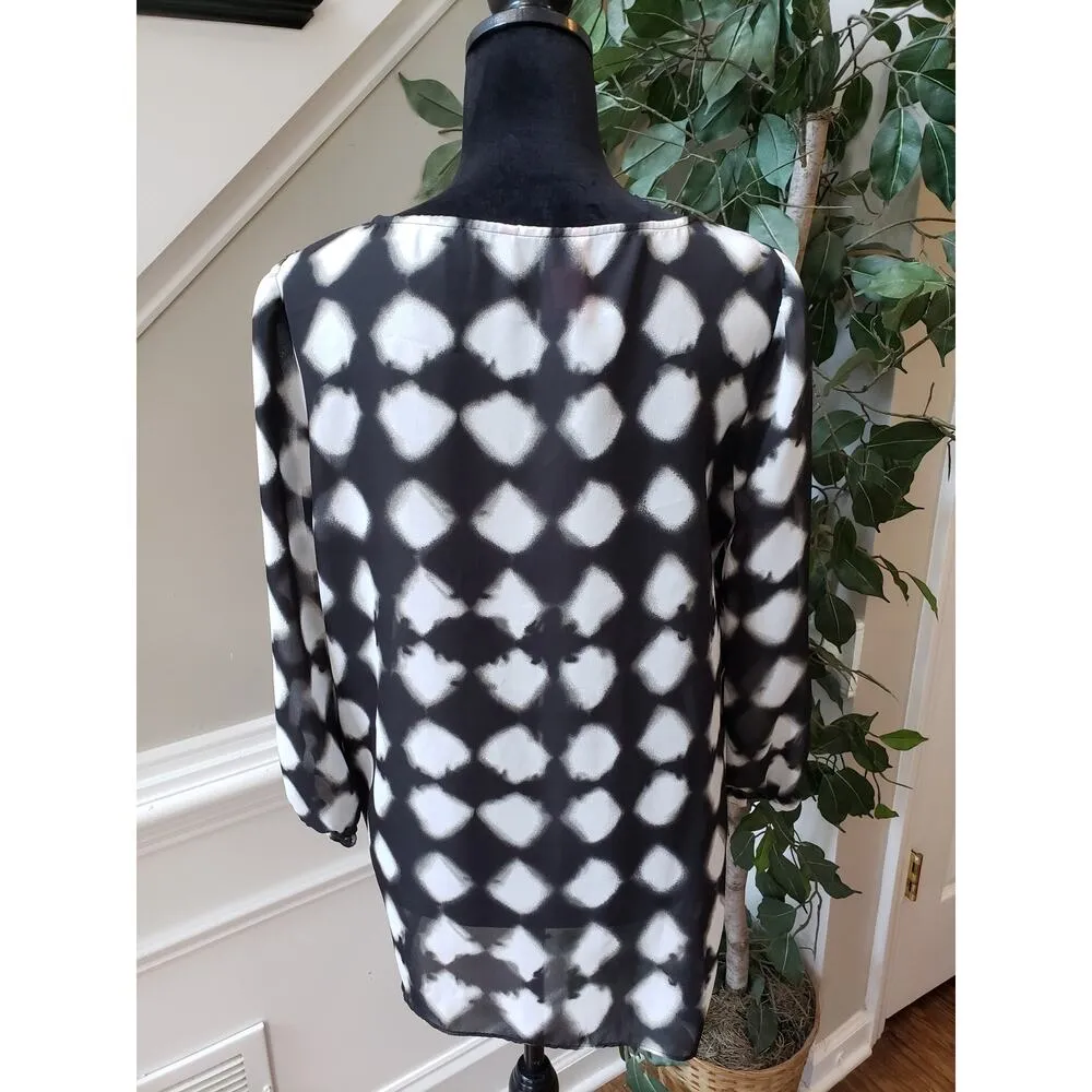 Sunny Leigh Blouse Top Womens Large Black White Tie Dye Pintuck Detail Tie Front - Image 4