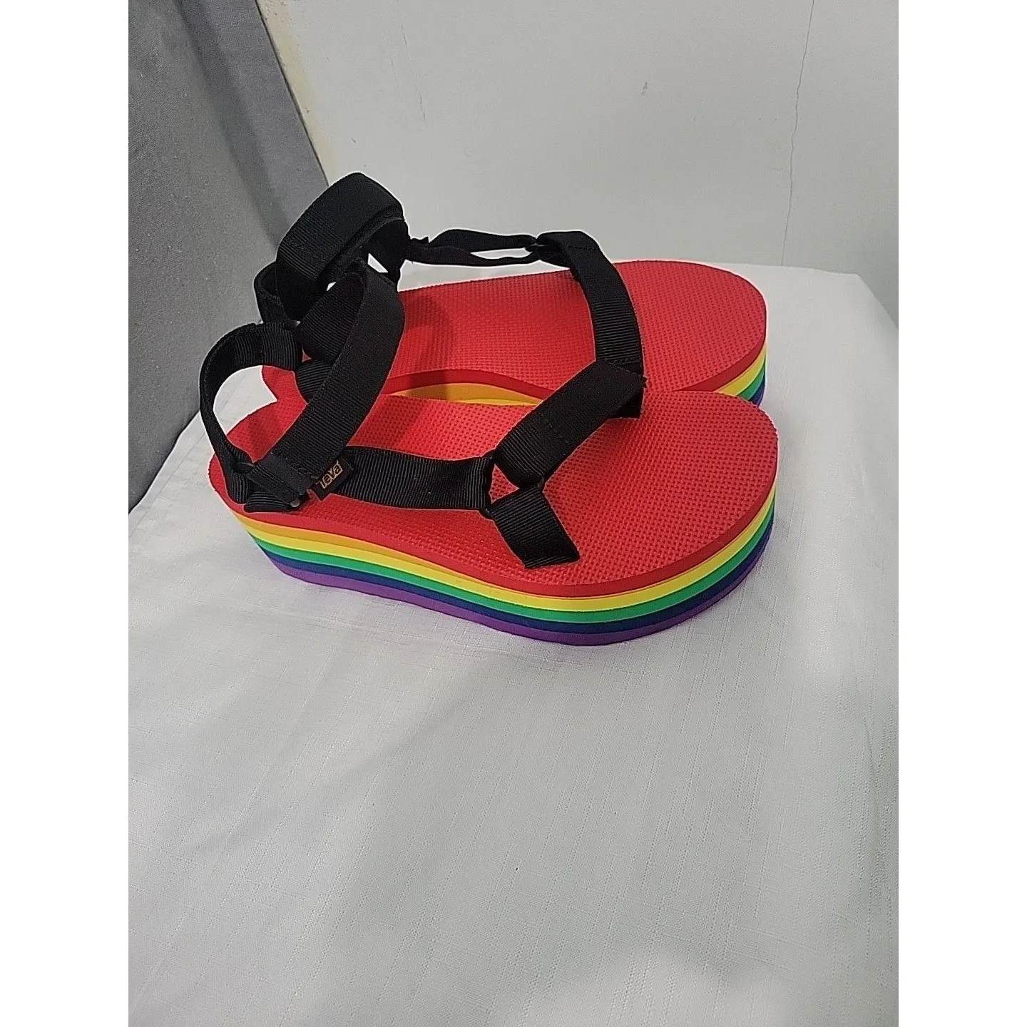 Teva | Women’s Flatform Universal Rainbow Pride LGBTQ+ Platform Sandals Outdoor - Image 9