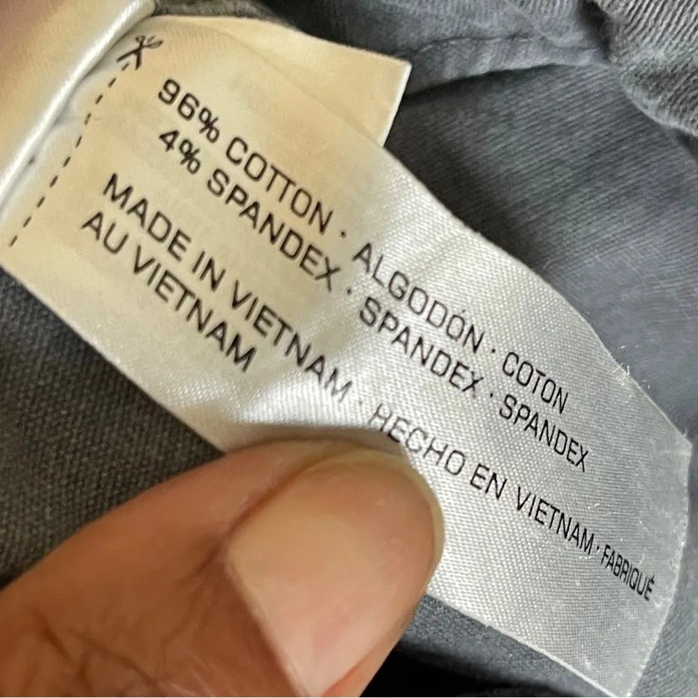 UNIONBAY | Gray Chino Shorts Sz 11 - Image 5