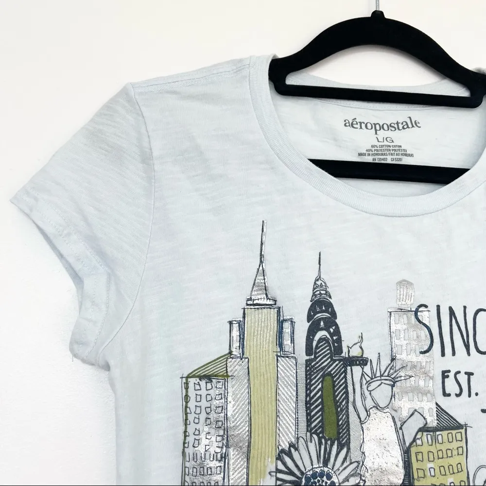 Aeropostale Light Blue New York City Skyline Graphic Tee Short Sleeves L - Image 3