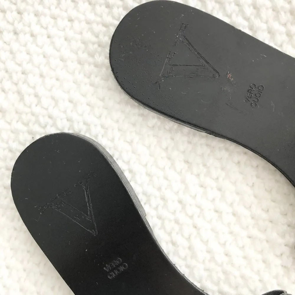 Rigenerato Victor Black Leather Ruffle Trim Simple Slide Slip On Sandals 37 Size 6 - Image 26