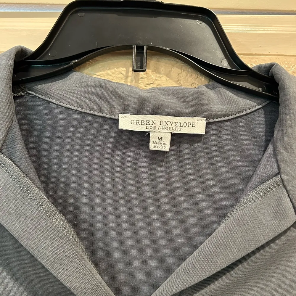 Green Envelope Blue Gray Long Sleeve Button Down Twist Shirt Size M - Image 5