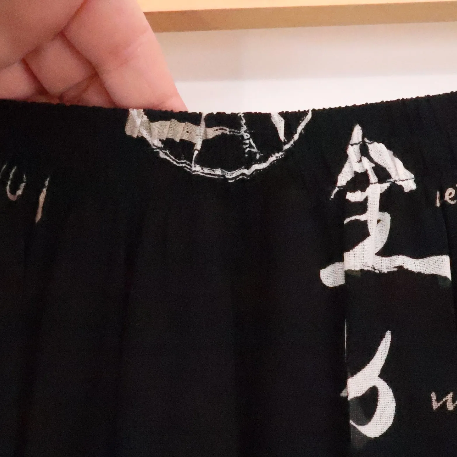 Vintage David Dart Feng Shui Print Midi Skirt 90s Grunge Artsy USA Office Size M Black Size M - Image 8