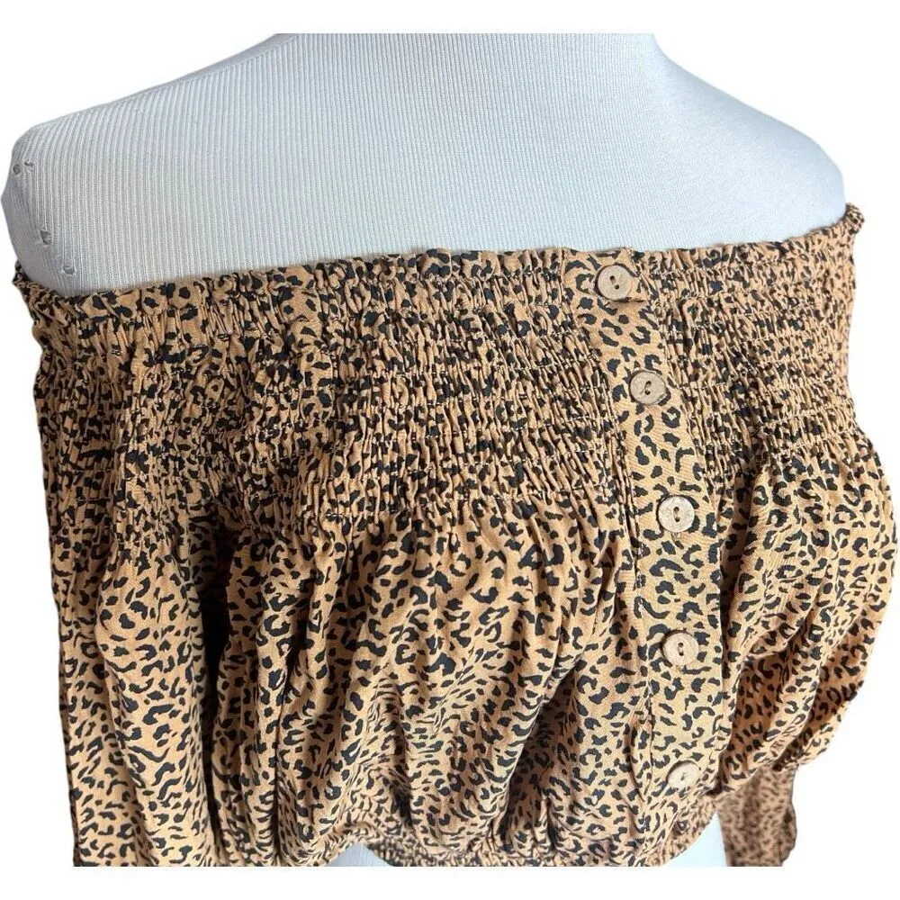 Womens Newbury Kustom Leopard Animal Print Wooden Button Off Shoulder Crop Top S - Image 3