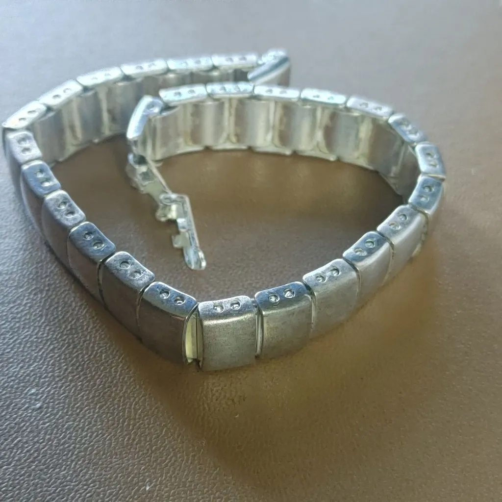 Vintage Napier Silver Tone Link Style Design Bracelet Classic MCM Stamped Frost - Image 4