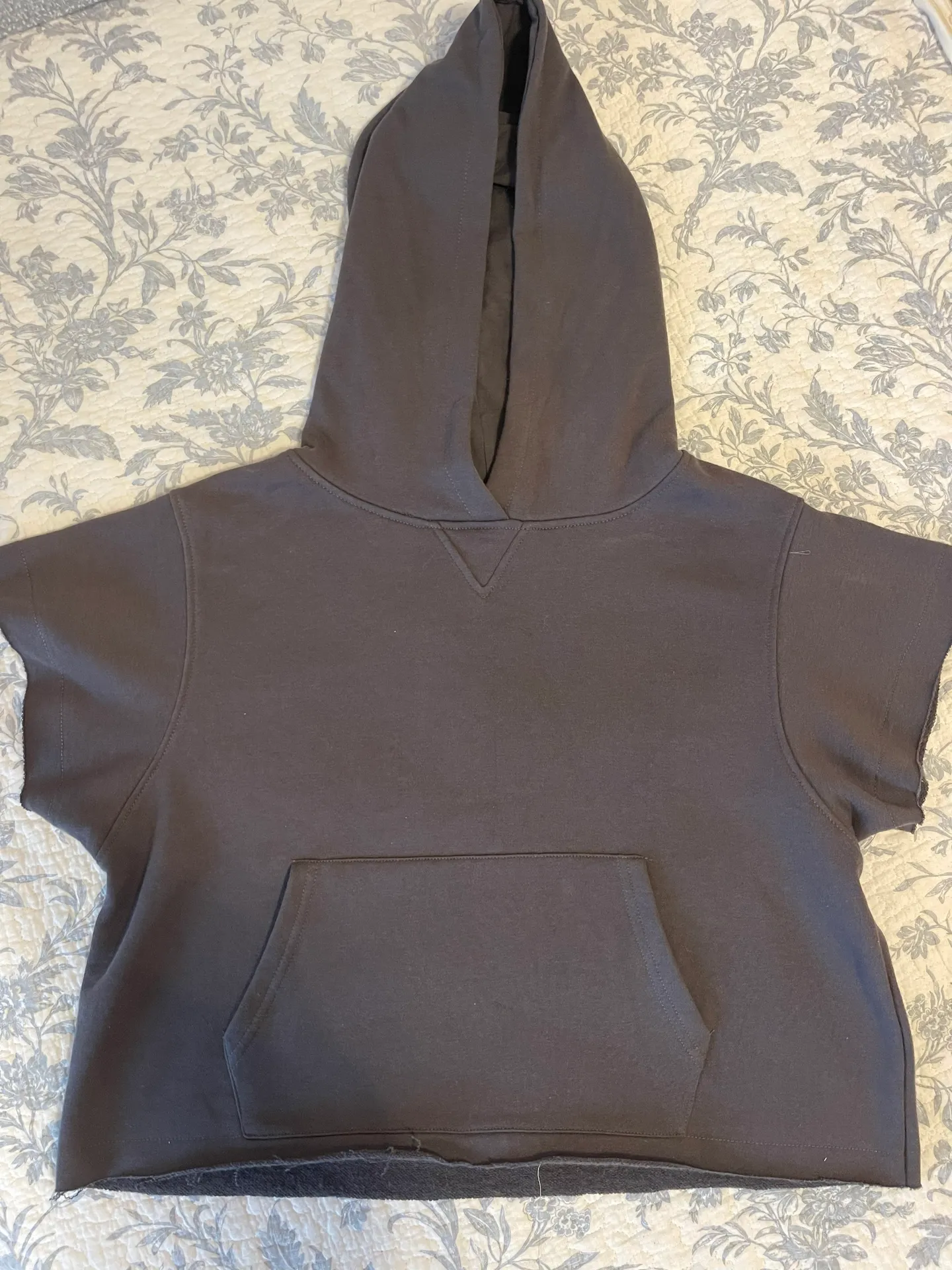 Gym Class Hoodie NWT!! - Image 3