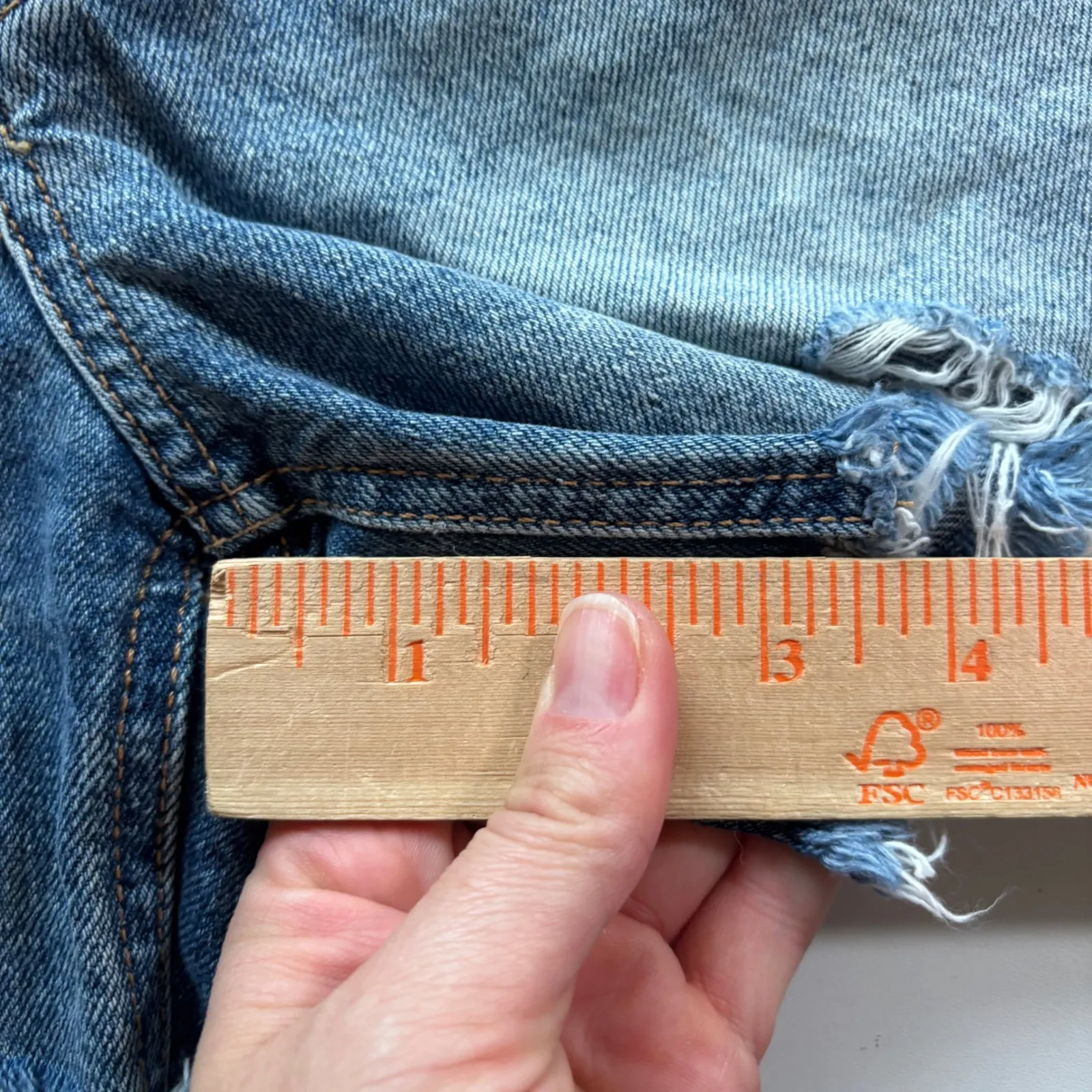 We The Free Urban Outfitters Denim‎ Shorts Distressed Raw Hem Womens - Image 7