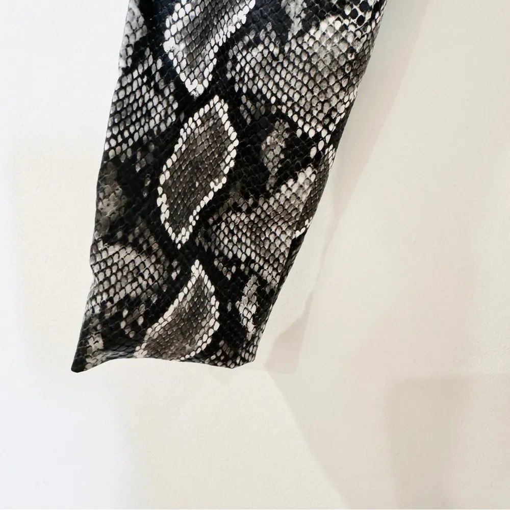 NONchalant Faux Leather revolve white/black/gray snakeskin bodysuit NWT - Image 12