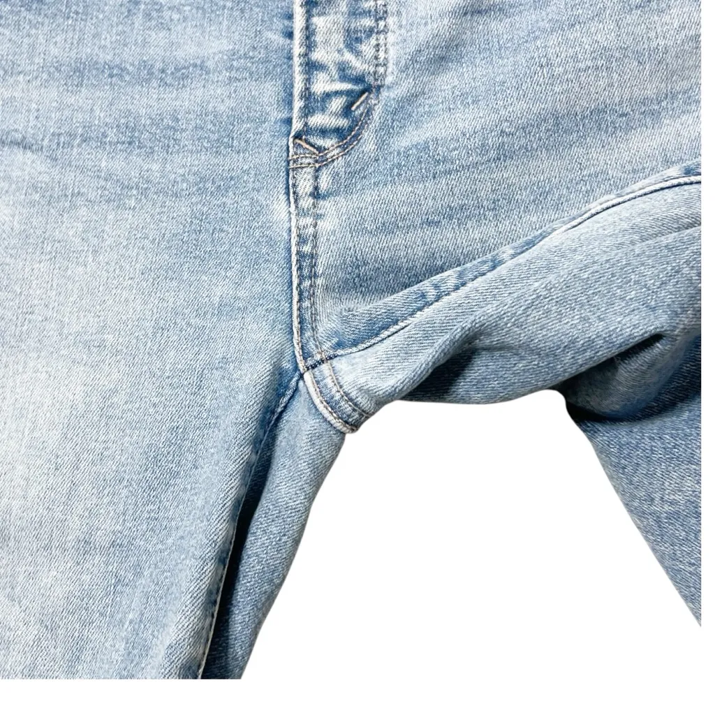 American Eagle Super Hi-Rise Flare Jeans Size 0 Light Wash Luxe Stretch - Image 9