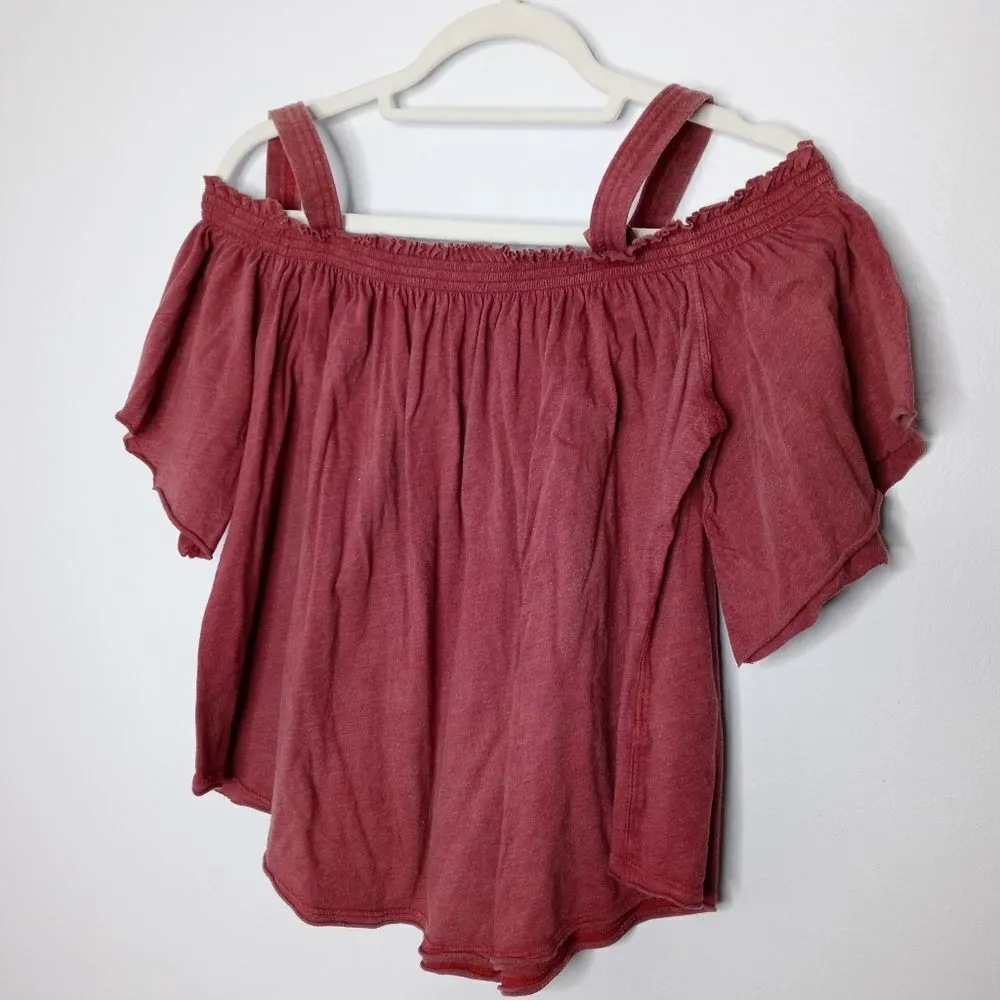 Free People cold shoulder top size medium Red - Image 4